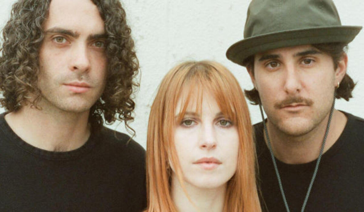 paramore 1 1 uszizz.com
